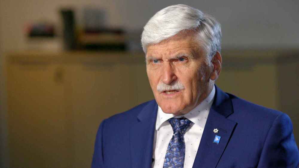 Gen Romeo Dallaire calls for prosecution of Canada-based genocide deniers