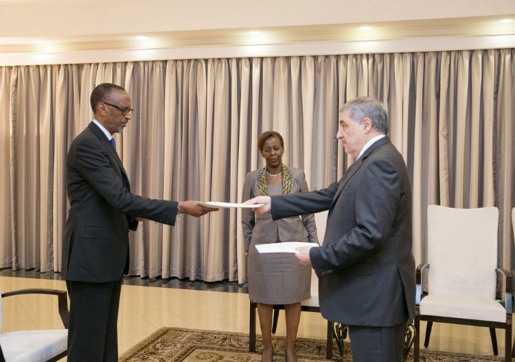 Kagame receives credentials of Russia Ambassador to Rwanda, Karen Chalyan