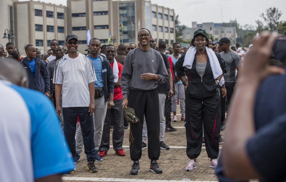 President Paul Kagame and First Lady, Jeannette Kagame yesterday with city residents in the monthly mass sports ‘Car Free Day’