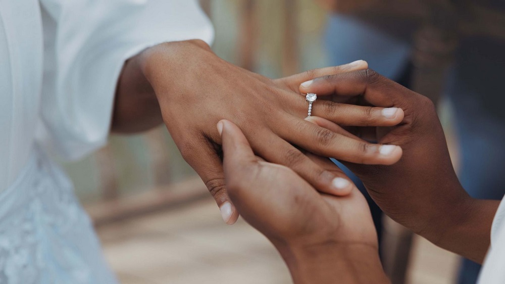 The Judiciary’s annual report reveals that 2,674 divorce cases were heard in 2024/2025, slightly down from 2,833 in the previous year.