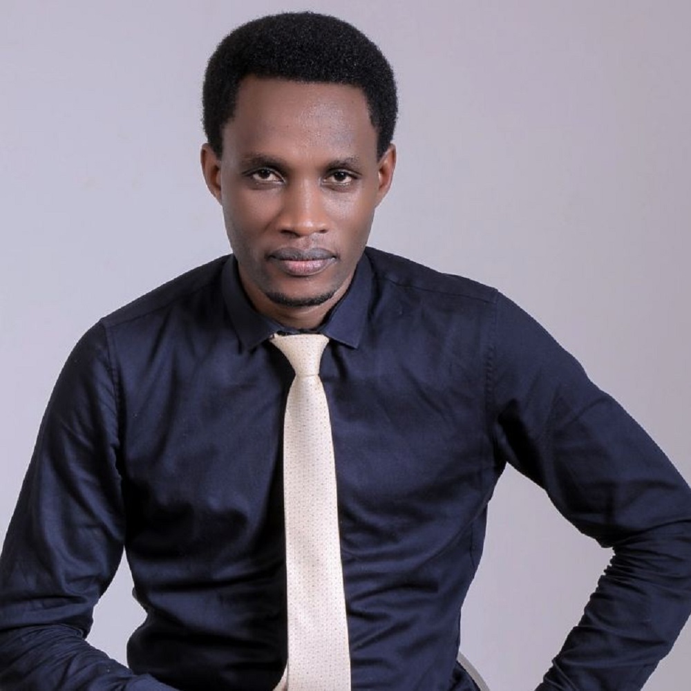 Gospel artiste Dominic Ashimwe has called on fellow artistes to take lead in spreading the message of hope among Rwandans other than fueling discrimination