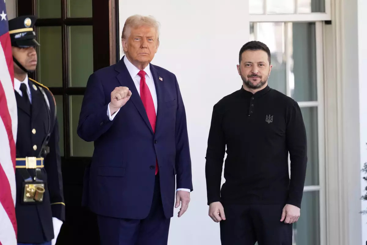 President Donald Trump welcomes Ukraine President Volodymyr Zelenskyy at the White House in Washington on Friday, February 28, 2025. Zelenskyy is expected to return to Washington on Monday, August 18, 2025.