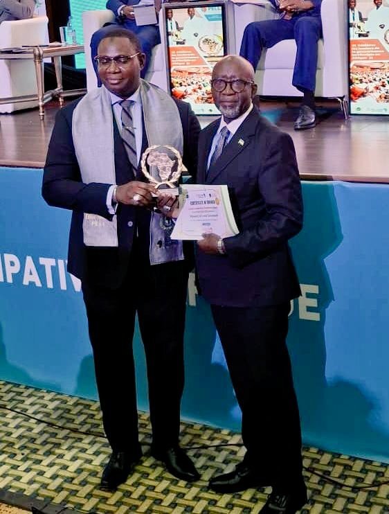 Rwanda received the Award for Excellence in Local Leadership during the 6th edition of the International Forum on Participatory Democracy in Africa (FIDEPA) held in Dakar, Senegal.
