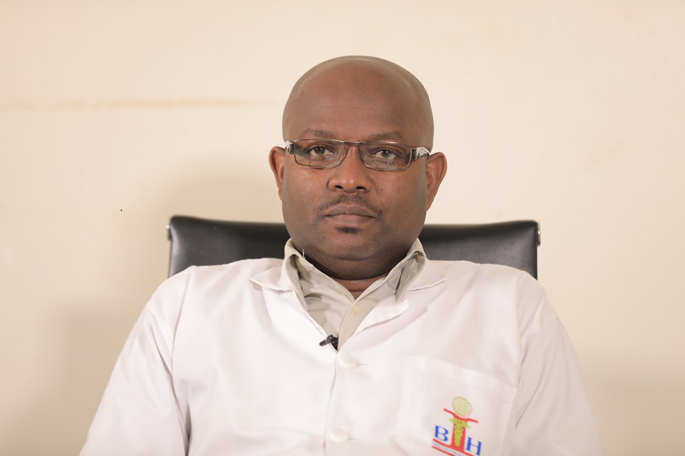 Dr. Alfred Mujyemamfura, a medical doctor at Baho International Hospital has explained that painless child-delivery method has been introduced to maintain high quality services to patients and assuage mothers’ pain during delivery.