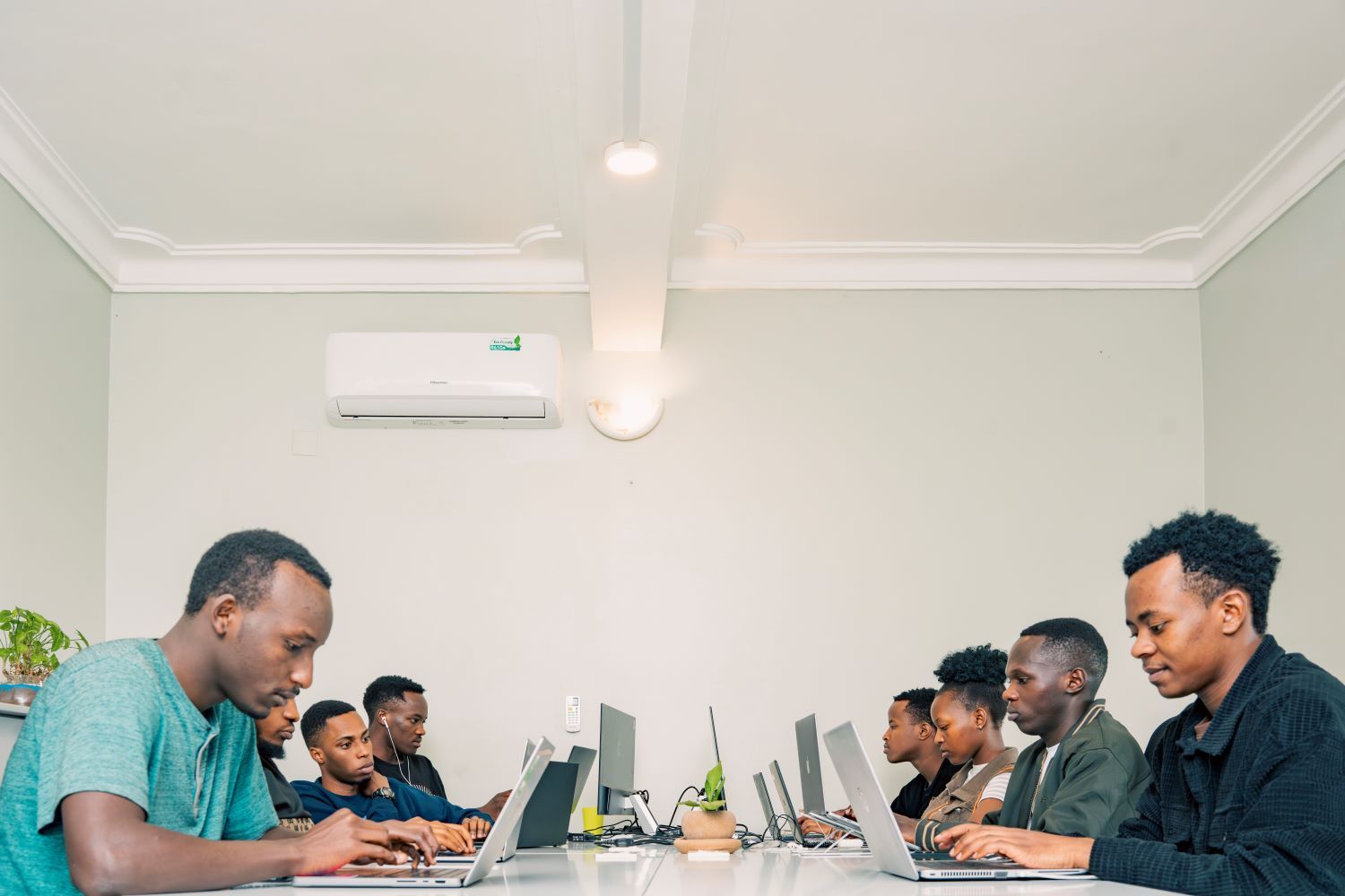 Irembo and Rwanda Code Academy are collaborating on an ongoing internship program that comprises 28 interns, 16 of whom are from the prestigious coding academy.