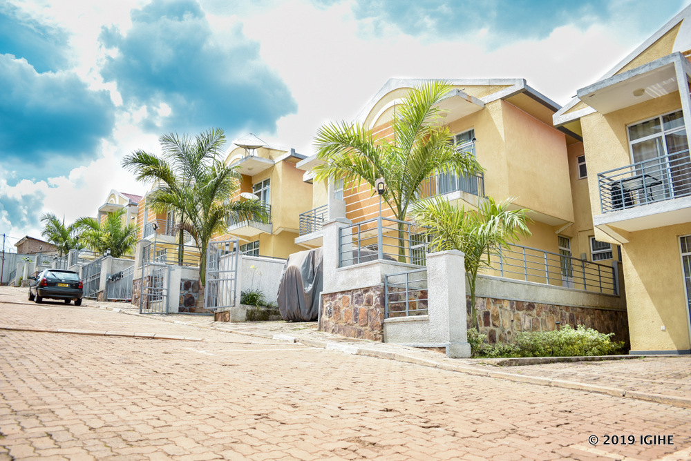 we are offering a 10% discount on all our units for bookings during the month of December 2019.