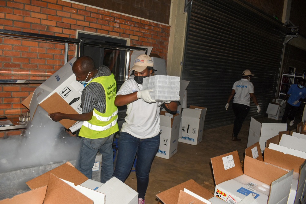 The latest shipment of Pfizer vaccine doses donated by US, arrived at Kigali International Airport on Saturday 15th January 2022. 