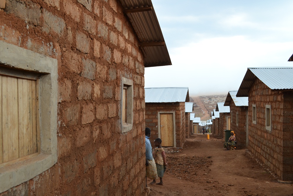 The Rwandan government has said it is ready to help repatriate Burundian refugees s living in the Mahama camp \