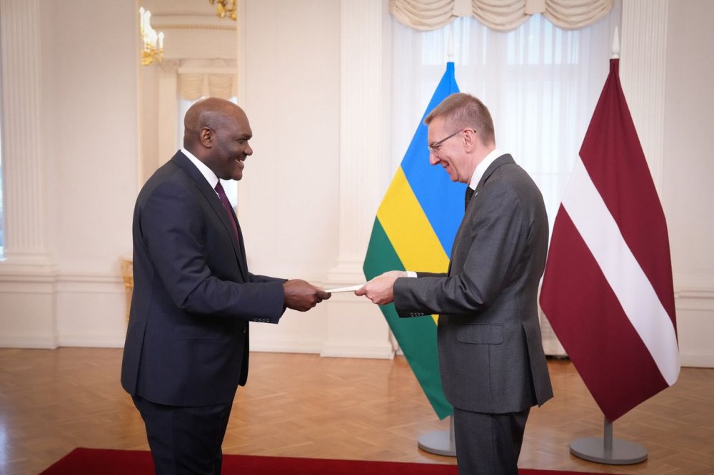 Ambassador Lambert Dushimimana has presented his letters of credence to Latvian President Edgars Rinkēvičs, to oversee Rwanda's interests in the country.