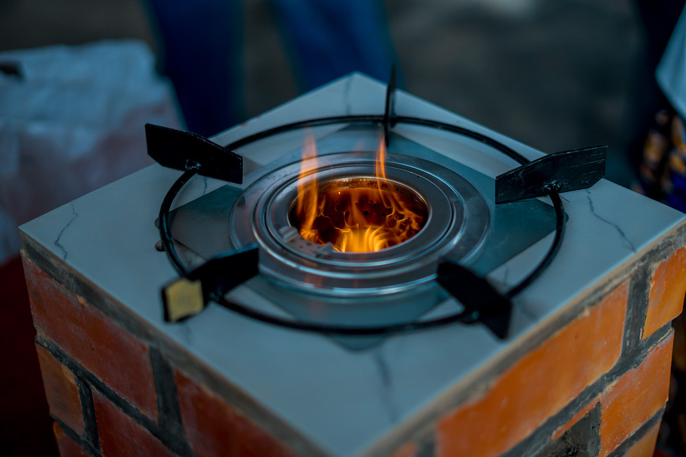 The Iryacu stove is smokeless and meets all quality standards.