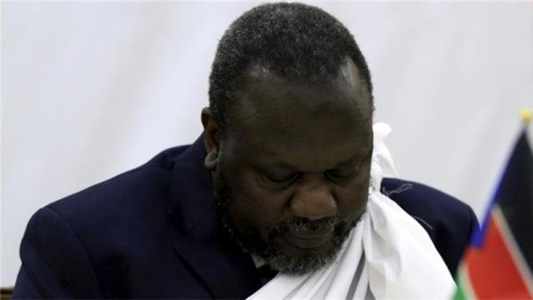 President Salva Kiir Mayardit, left, signed a peace deal with Machar last year