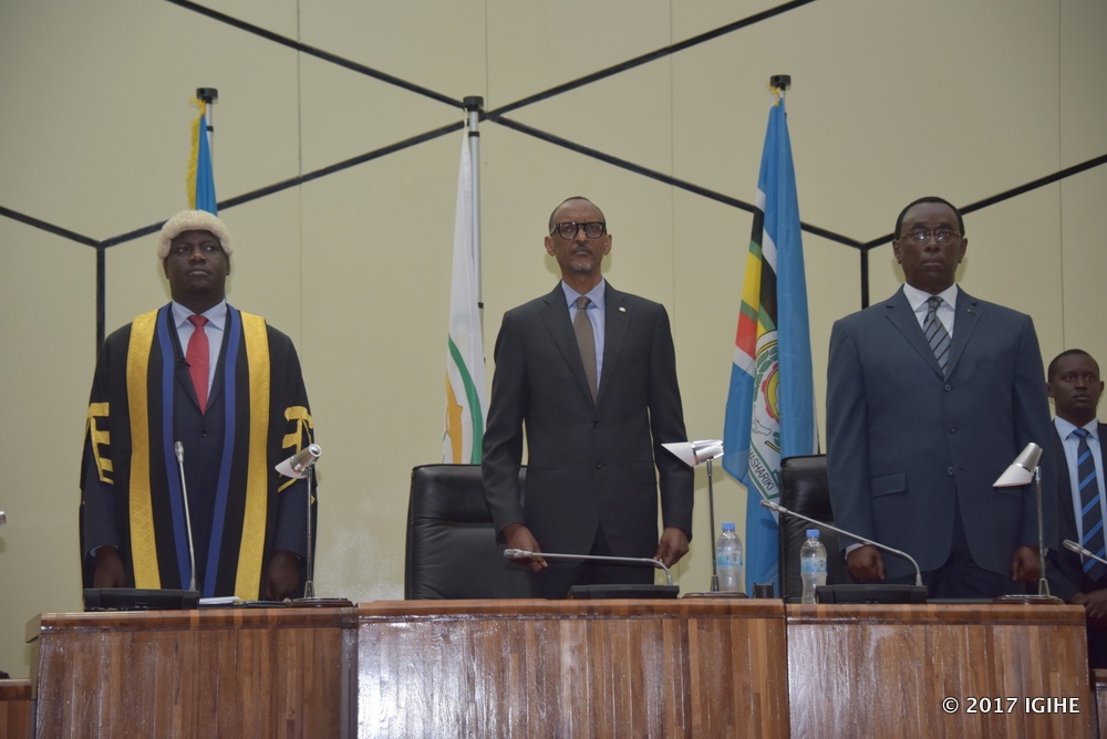 The speaker of EALA, Daniel Fred Kidega ,President Paul Kagame and Senate President, Hon Bernard Makuza.