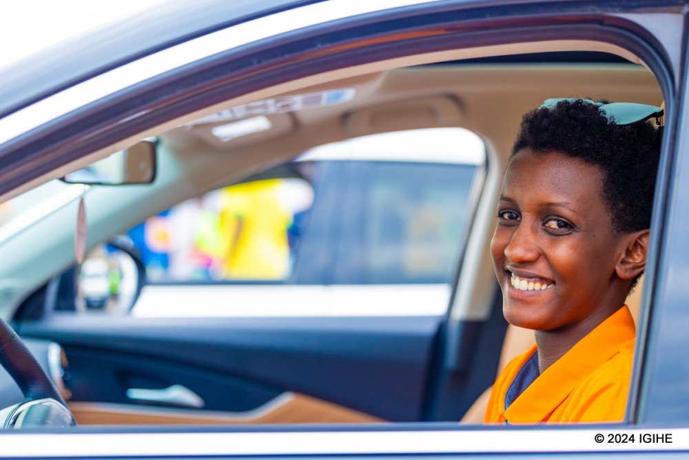 Kalimpinya Queen, who was driving this car, said that it is good and suitable for Rwandan roads.