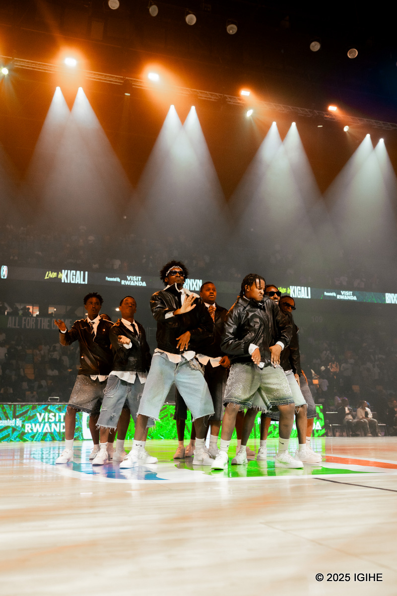 BNXN took the stage with a vibrant team of dancers.
