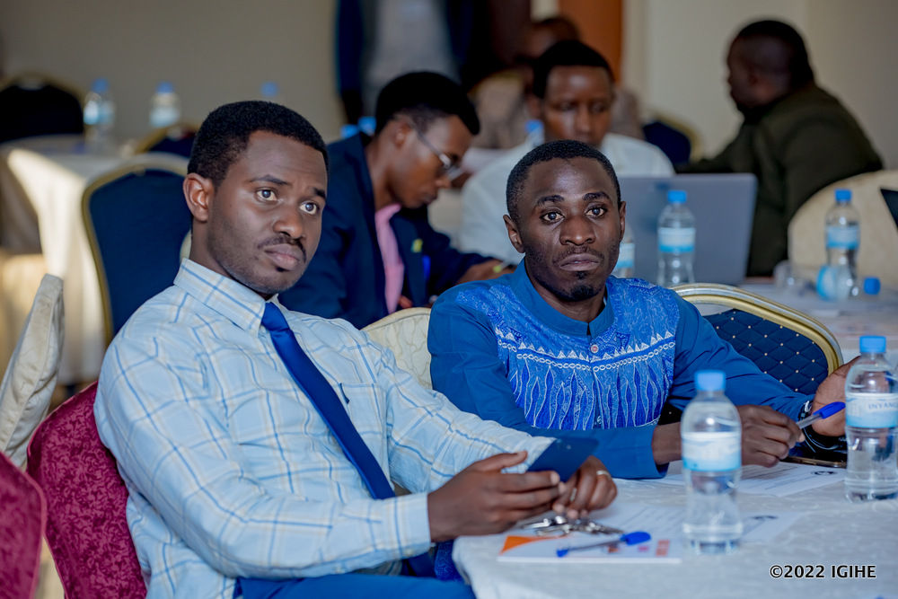The university's staff also attended the meeting. 