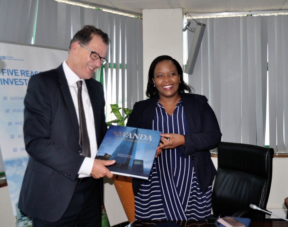 The agreement was signed by the Chief Executive Officer of the Rwanda Development Board (RDB), Clare Akamanzi and the German Federal Minister for Economic Cooperation and Development, Dr. Gerd Müller