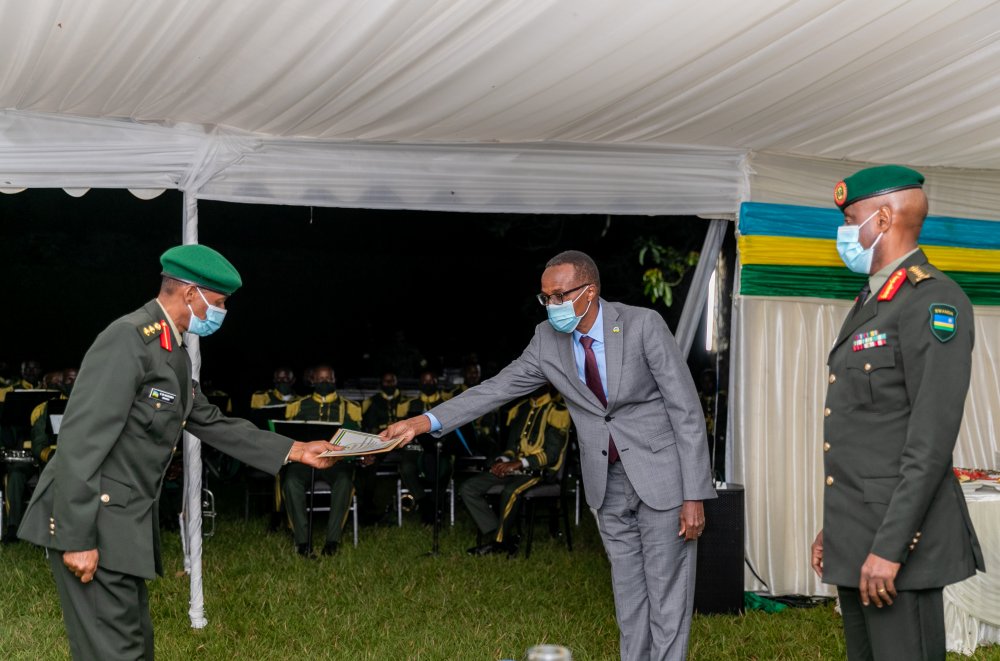 As recognition for the service rendered to RDF, the retirees were awarded certificates.