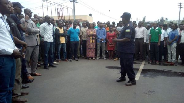 The DPC of Musanze speaking to participants during the firefighting training.