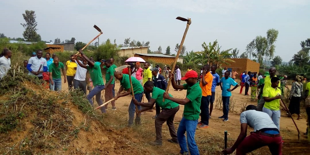 The community work conducted was characterized by clearing bushes along roads in the village of survivors of the 1994 Genocide against the Tutsi. 