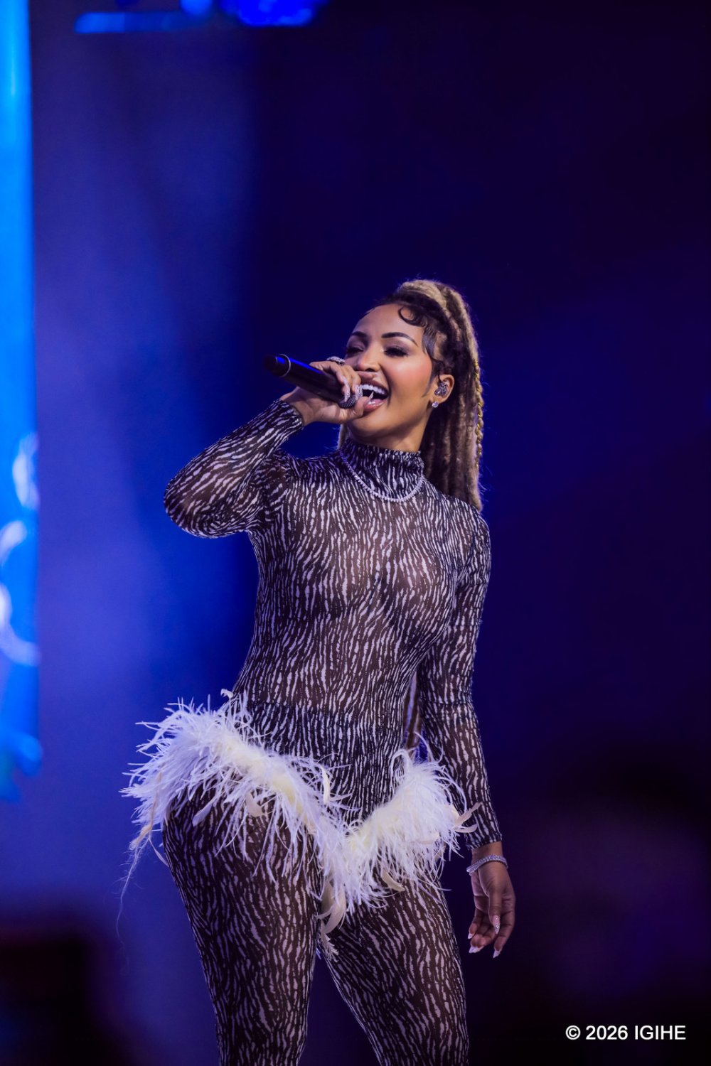 Performing songs like ‘Hit and Run,’ ‘Lighter,’ and others, Shenseea delighted her fans and kept the energy high.