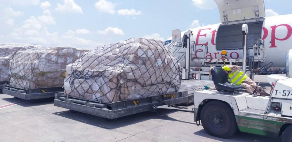 Entrepreneur and philanthropist Jack Ma said he would send a second batch of coronavirus test kits, masks and protective equipment for medical staff who treat coronavirus patients.