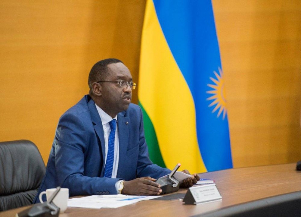 Dr. Ngamije Daniel, said that the curfew was set at 7 p.m., to ensure that people who leave work don’t go anywhere else apart from home, to prevent the COVID-19 pandemic.