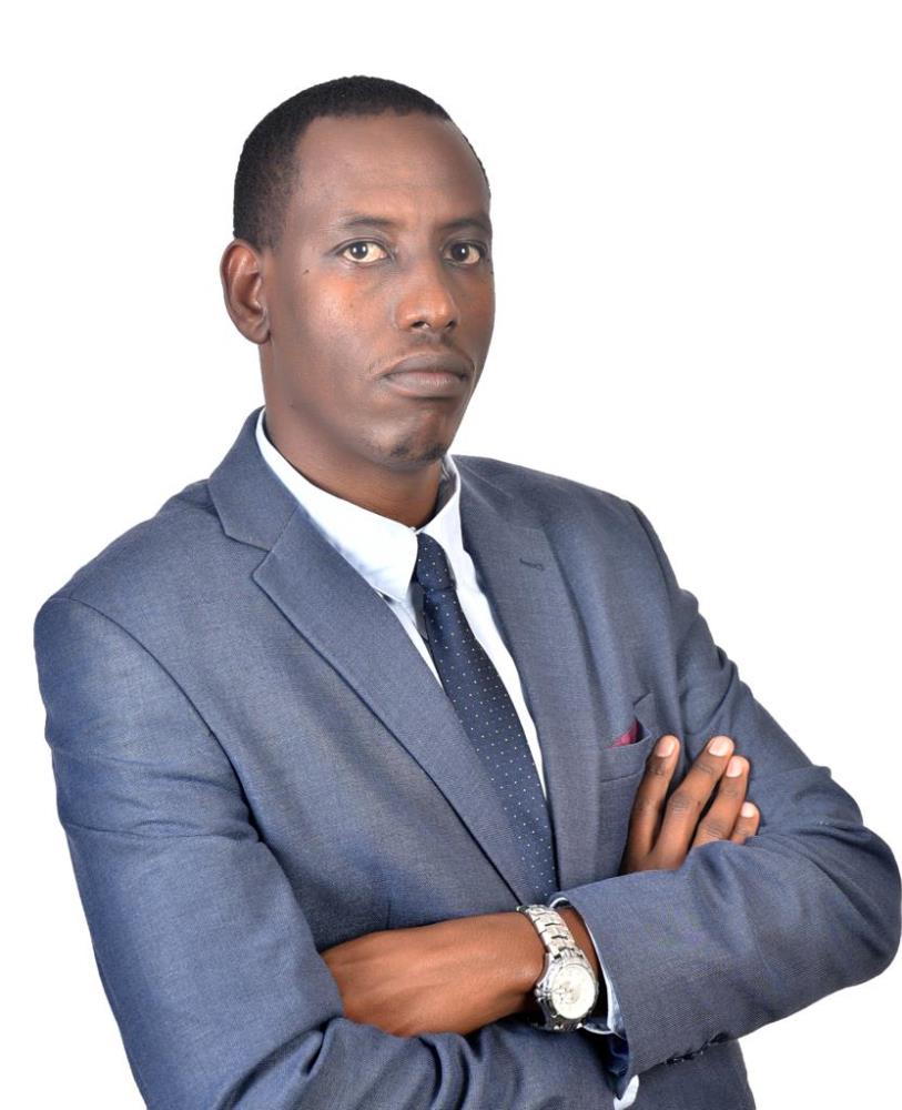 Mutabaruka has ten years of experience working in the Banking sector occupying different Information Technology managerial positions.