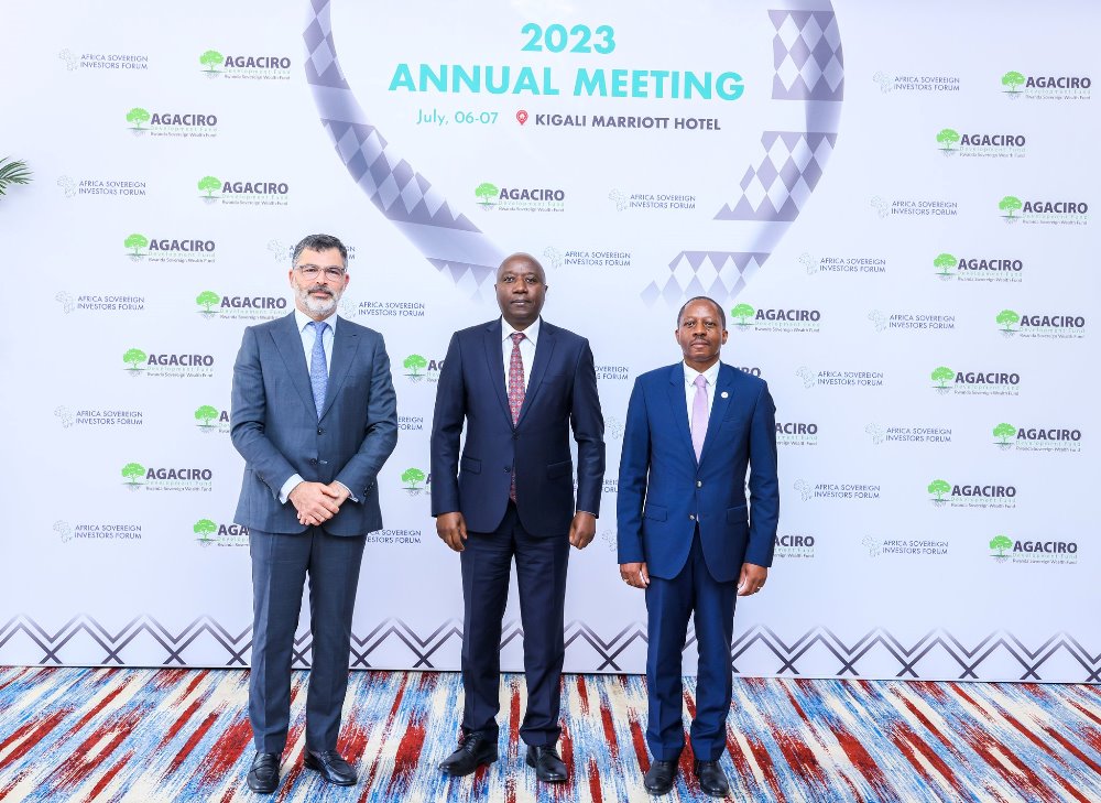 Premier Ngirente (in the middle) has called for strengthened partnerships for Africa to achieve sustainable and inclusive development.