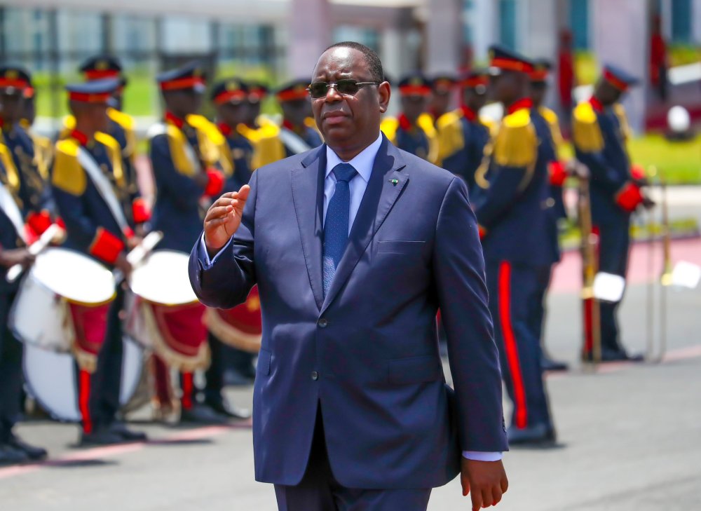 President Macky Sall welcomed his counterpart, Paul Kagame at Léopold Sedar Senghor International Airport.