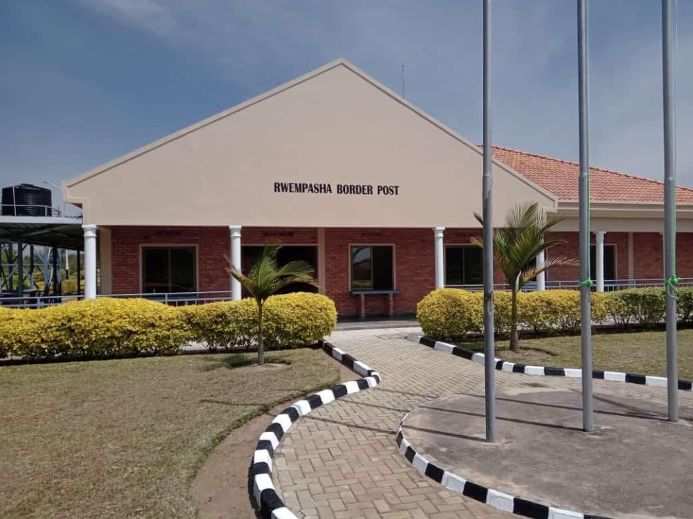The border post was initially opened in 2007.