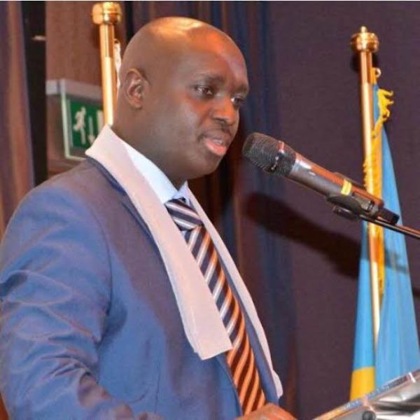 The president of IBUKA in Netherlands ,Christian Mundele
