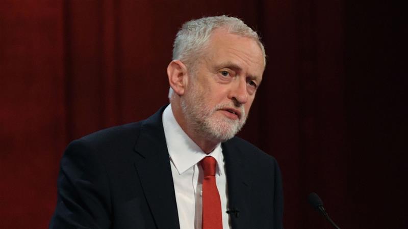 Corbyn is pledging to recruit an extra 10,000 new officers if he is elected