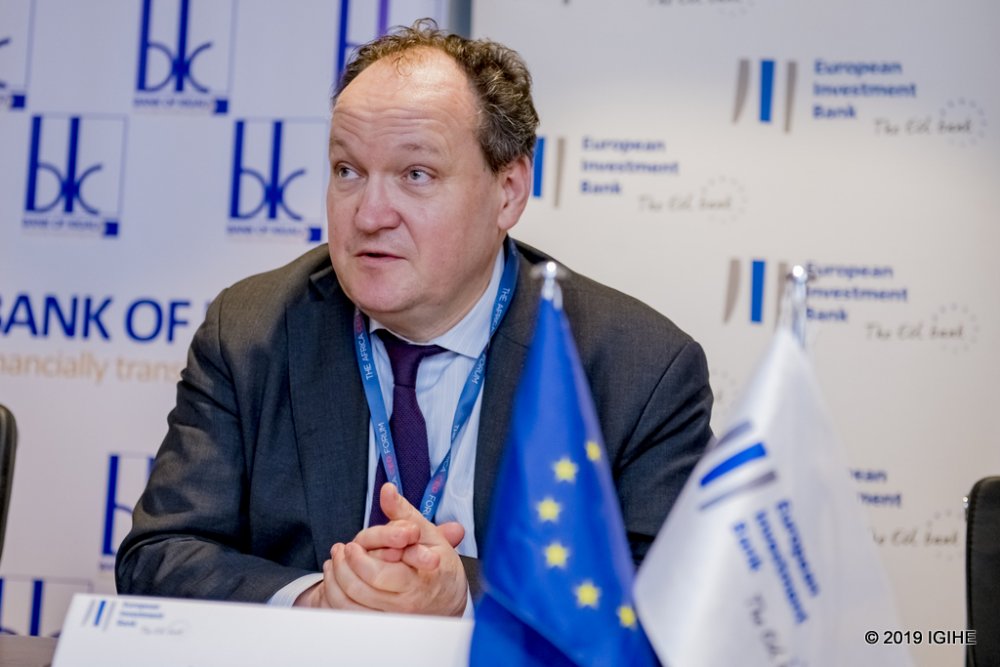 The Vice President of the European Investment Bank expressed hopes that BK uses the credit conveniently