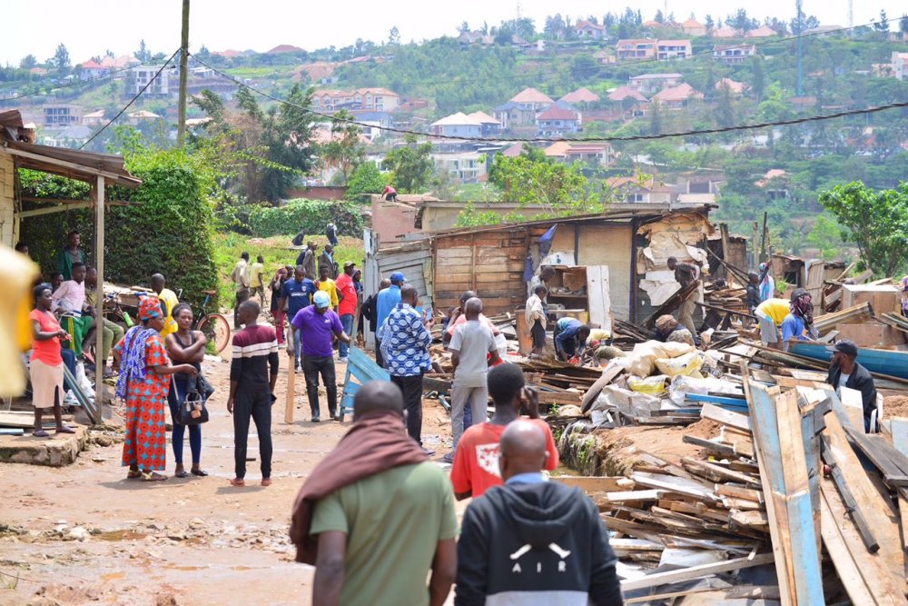 The mass relocation of residents from Kangondo and Kibiraro slums to Busanza estate began in September this year.