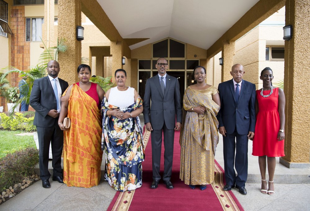 President Kagame received the Oaths of some leaders. On the picture, he was posing with RDB's leader, Clare Akamanzi