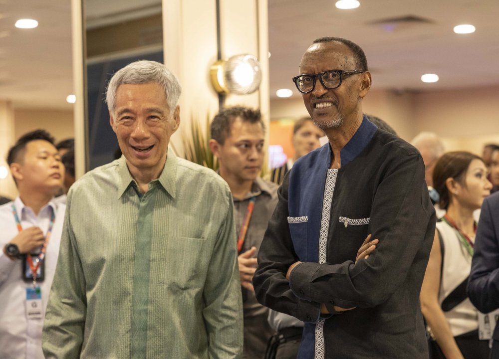 President Kagame with Premier Loong at the dinner. 
