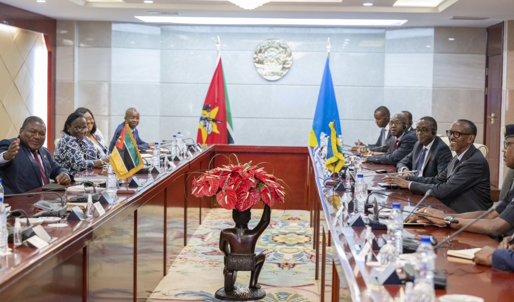 Delegations from Rwanda and Mozambique discussed ongoing areas of cooperation. 