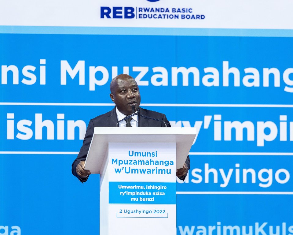 Premier Ngirente urged teachers to model good conducts in the society. 