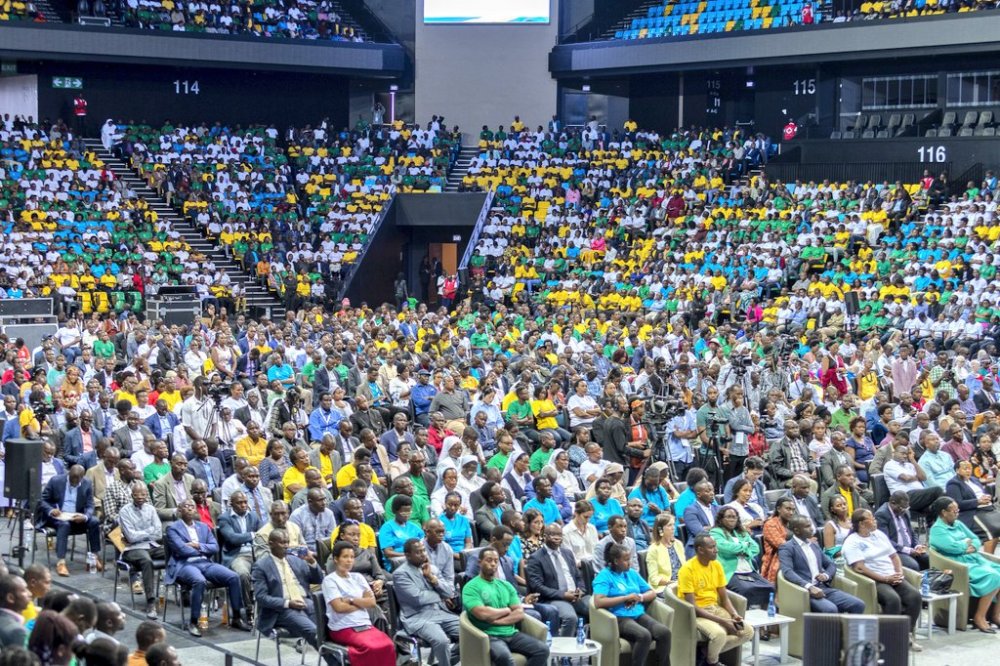 Rwandan teachers have been hailed for contribution to national development. 