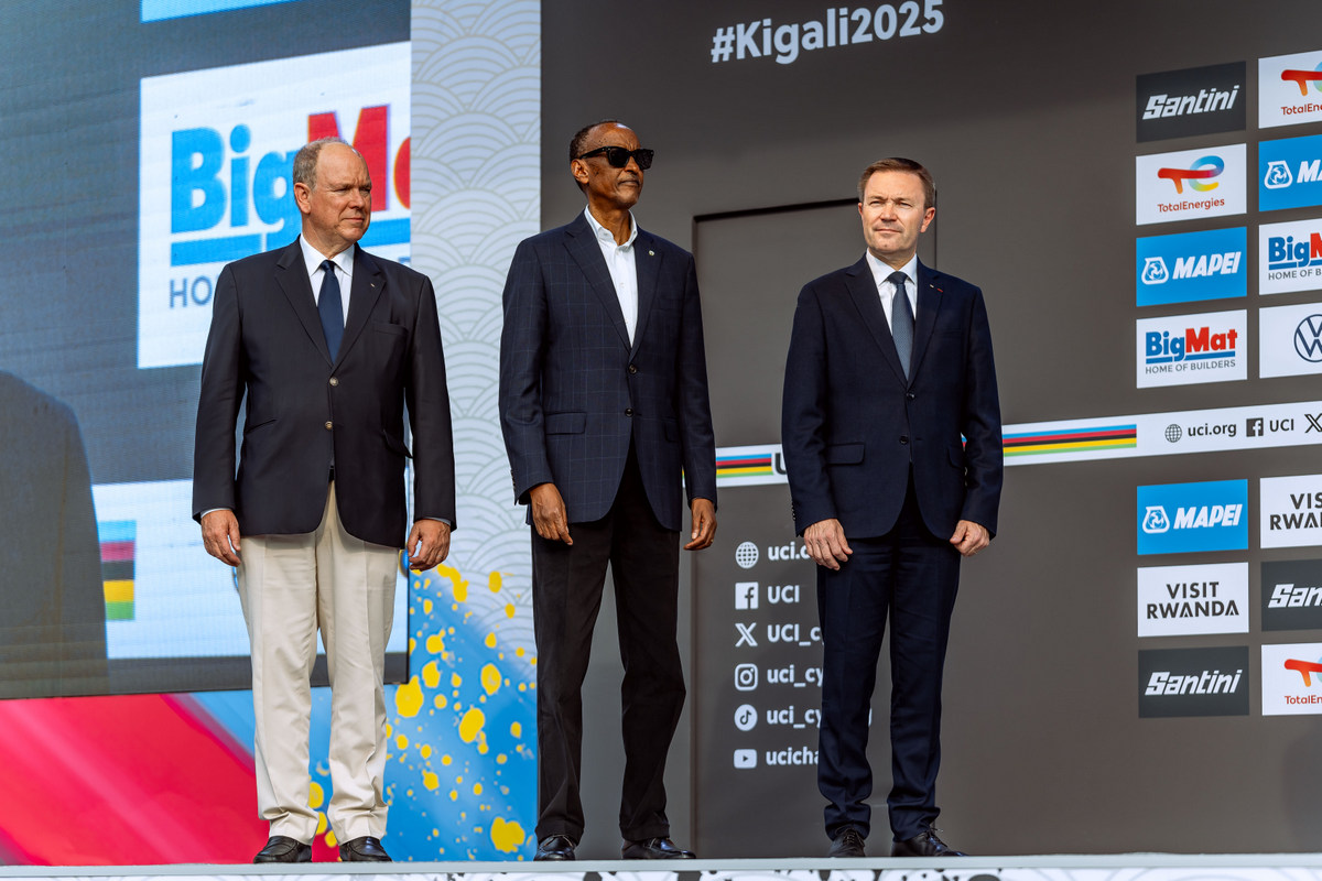 The closing ceremony was attended by President Paul Kagame, His Serene Highness Prince Albert II of Monaco, and UCI President David Lappartient, who presented medals to the finalists.