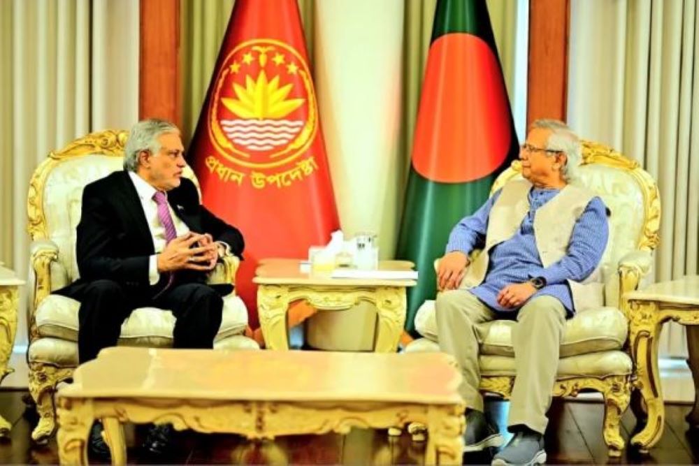 Pakistan is stepping up efforts to repair relations with Bangladesh, in what analysts see as a major shift in South Asian diplomacy. The initiative was highlighted by a landmark visit from Pakistan’s Foreign Minister to Dhaka, the first such visit in over ten years.