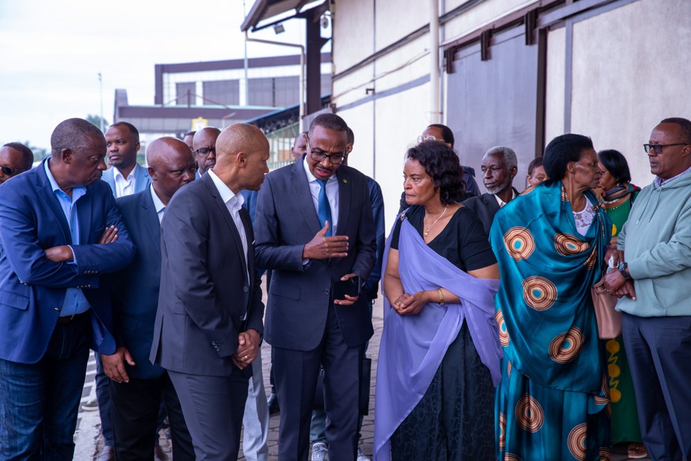 Rwanda’s Minister of Defence, Maj Gen Albert Murasira, RDF General, senior officers and family members received the body at Kigali International Airport on Sunday 12th March 2023.