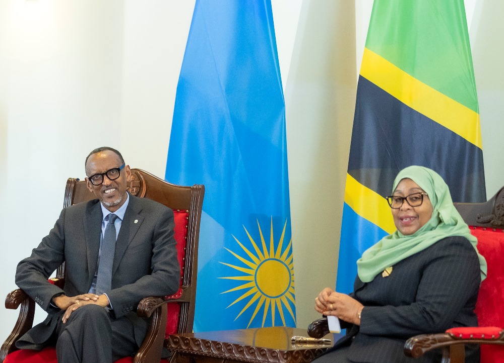 President Kagame has met with his counterpart of Tanzania, Suluhu as he began a two-day state visit. 