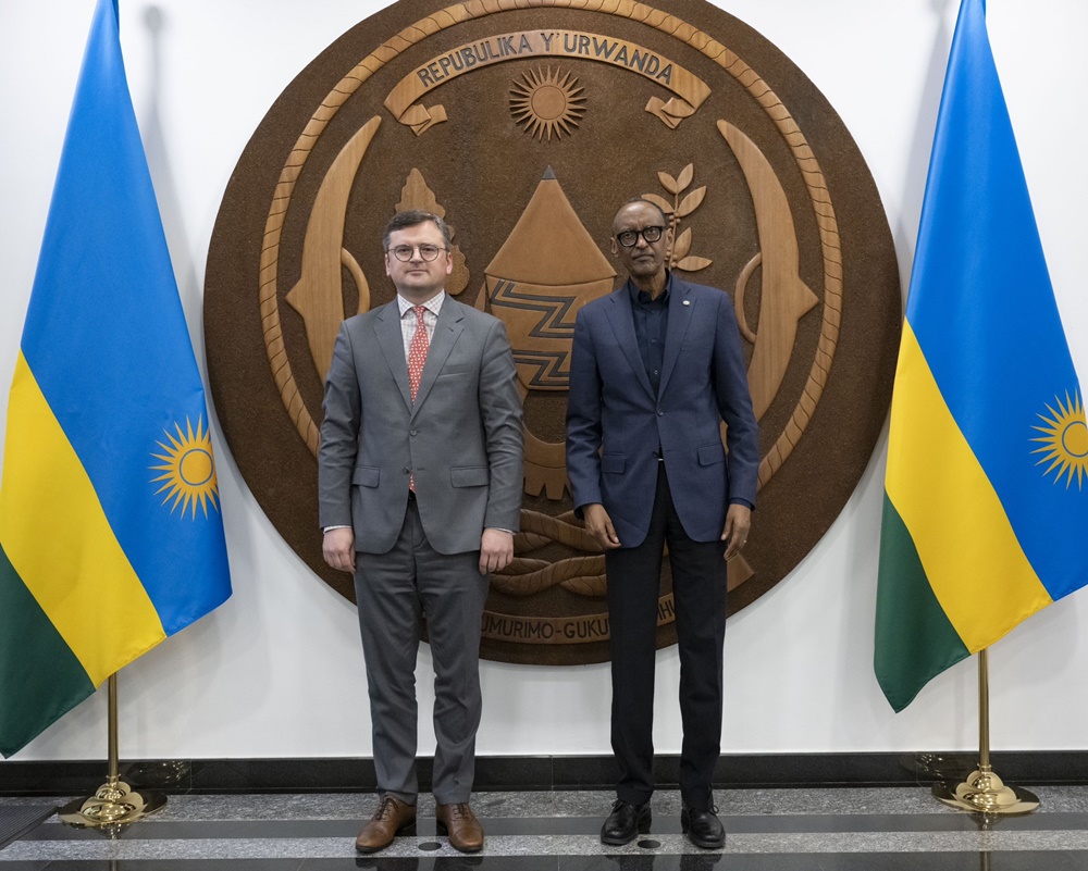 Minister Kuleba and President Kagame discussed the conflict in Ukraine and explored ways to support peace initiatives aimed at resolving the crisis.