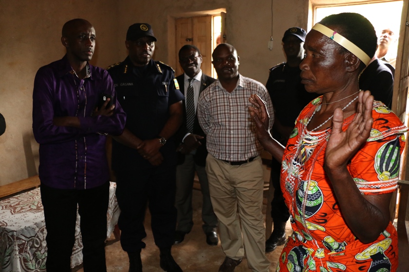 Antoinette Ntaweranaryo entertained the Minister and other officials in her house.