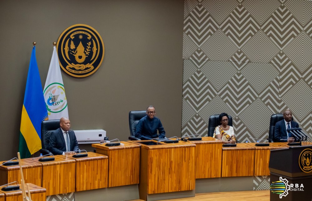 President Kagame paid tribute to Col (Rtd) Dr. Karemera along with senior government officials. 