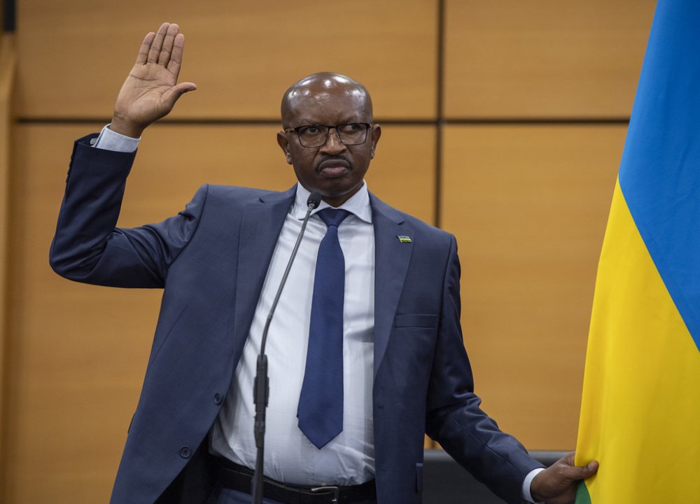 Alfred Gasana swearing-in as Minister of Interior. 