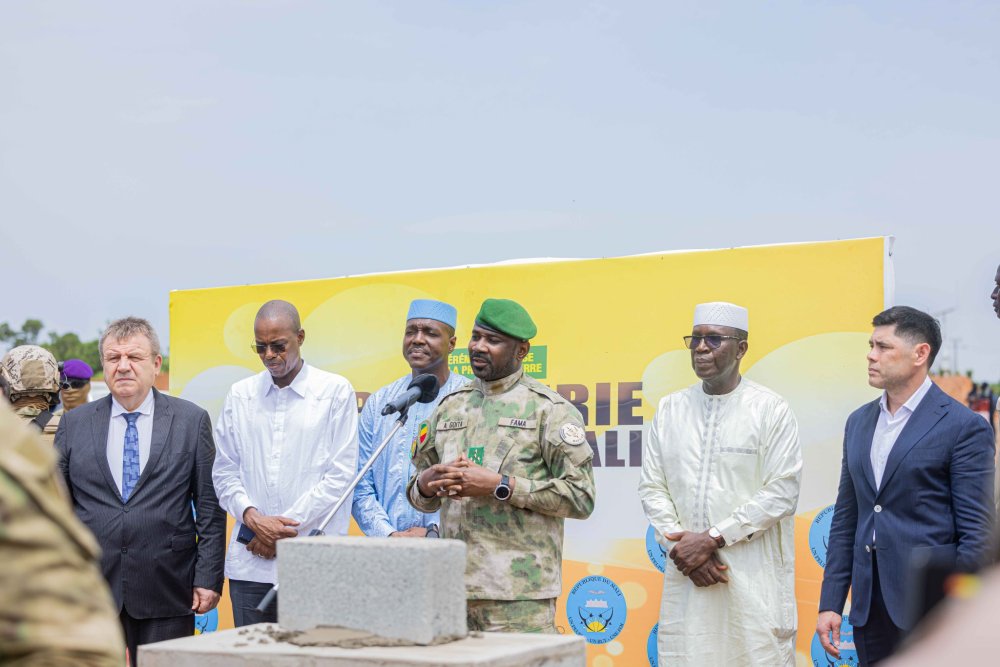 Mali initiated the construction of a new state-controlled gold refinery in collaboration with Russia’s Yadran Group on June 17, 2025.