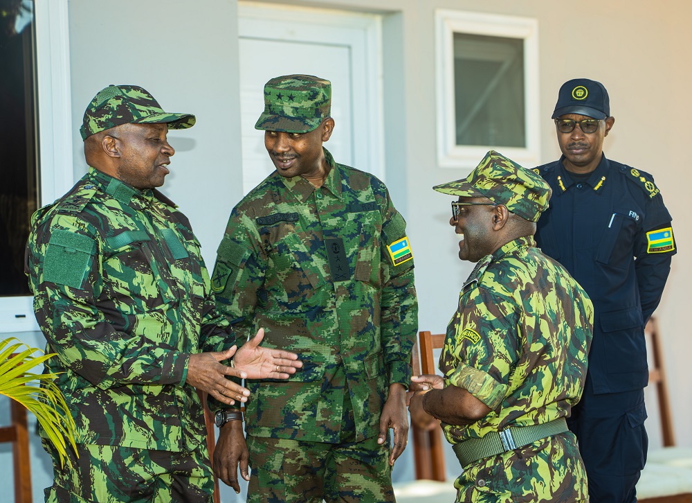 Rwanda Security Forces (RSF) Joint Task Force Commander, Maj Gen Emmy K Ruvusha received Mozambique Armed Forces Chief of General Staff (CGS) Admiral Joaquim Mangrasse, on September 27, 2024 met in Pemba, Cabo Delgado province.