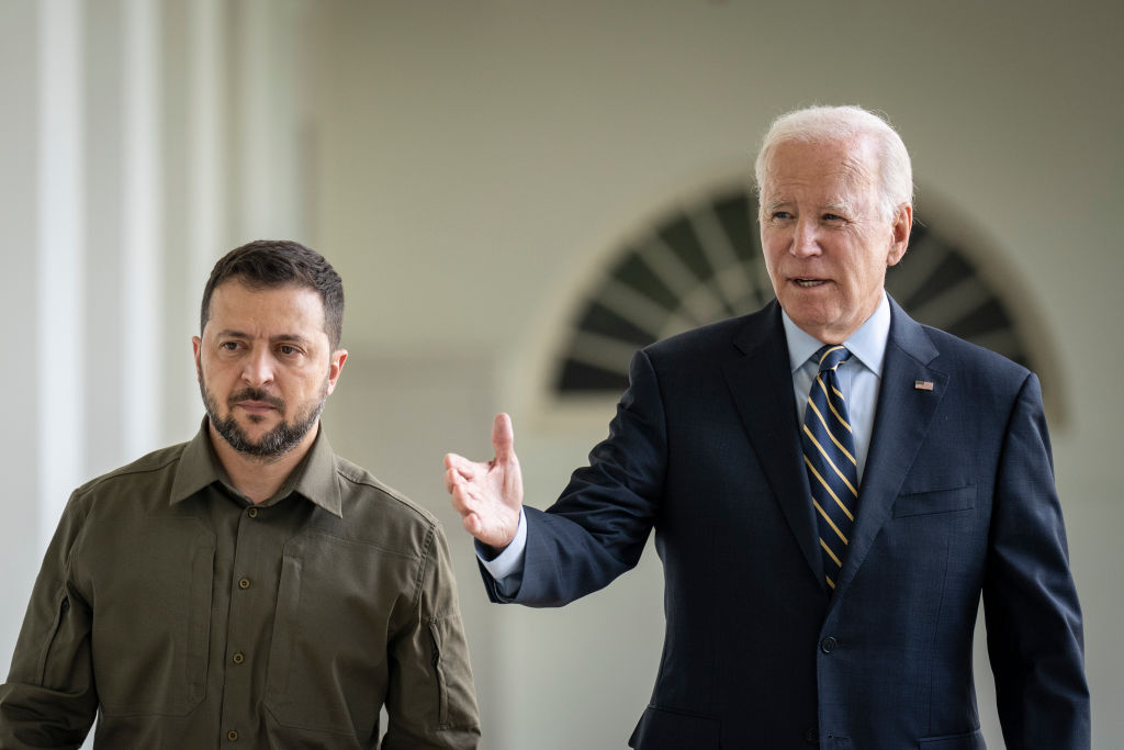 Reports of outgoing United States President Joe Biden allowing Ukraine to launch deep strikes on Russia have received widespread condemnation from key figures close to incoming Head of State Donald Trump.